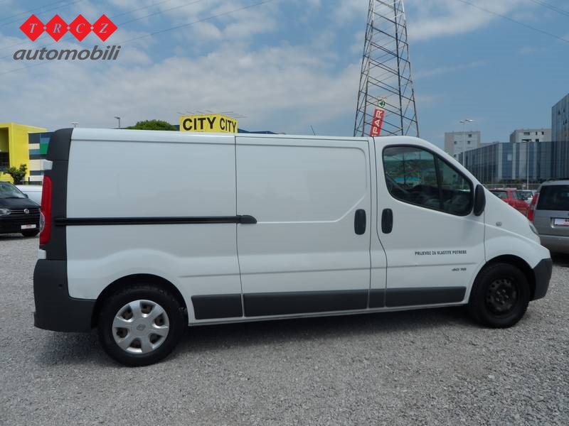 Opinie Renault Trafic 2 0 Dci
