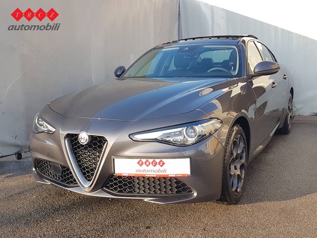 ALFA ROMEO GIULIA 2.2 JTD AT