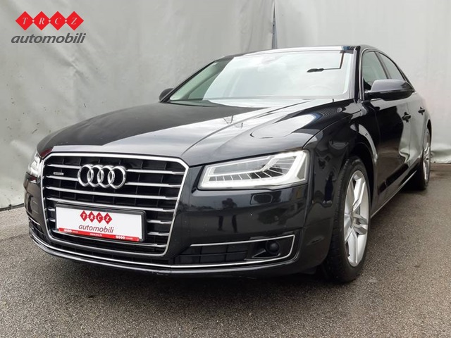 AUDI A8 3,0 TDI quattro