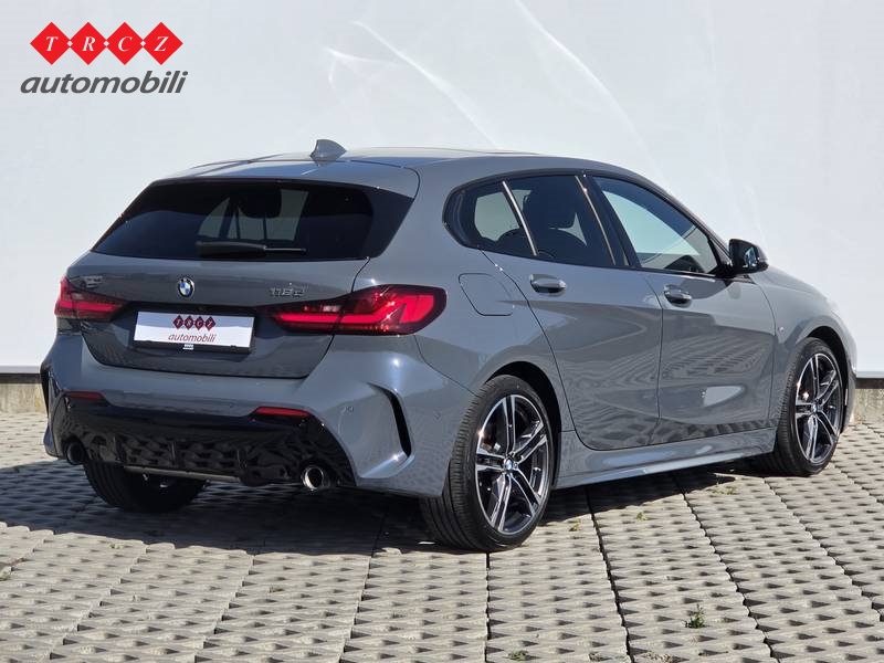BMW SERIJA 1 118d AT AVANTAGE