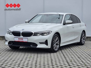 BMW SERIJA 3 320i