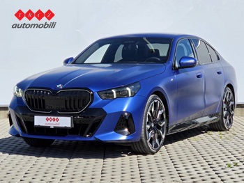 BMW SERIJA 5 520d xDrive M SPORT