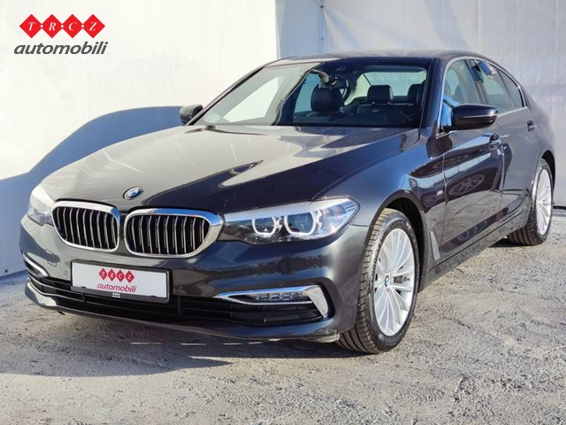 BMW SERIJA 5 520d xDrive