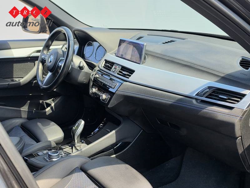 BMW X1 18d sDrive ADVANTAGE