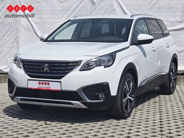 PEUGEOT 5008 1.5 HDI ALLURE AT
