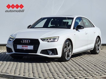AUDI A4 2.0 TDI S line