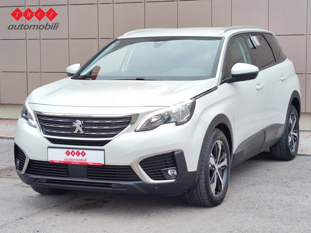 PEUGEOT 5008 1.6 BLUEHDI A/T