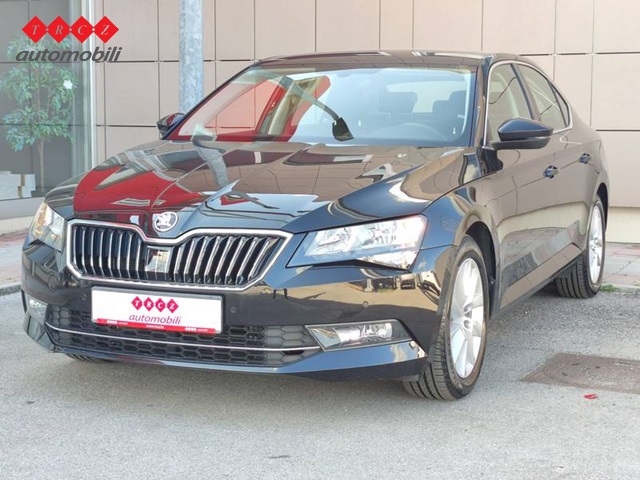 ŠKODA SUPERB 2.0 TDI DSG
