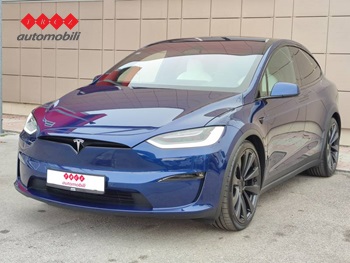 TESLA MODEL X PLAID TRI MOTOR