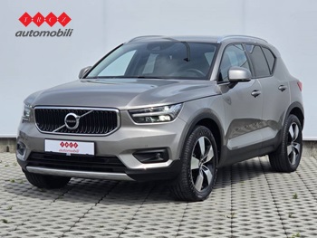 VOLVO XC40 1.5 T3 MOMENTUM PRO