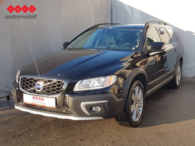 VOLVO XC70 2.4 D AWD AT